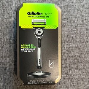 Gillette Labs Razor with Exfoliating Bar